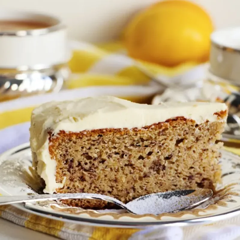 Resep Banana Cake Lembut Tanpa Mikser
