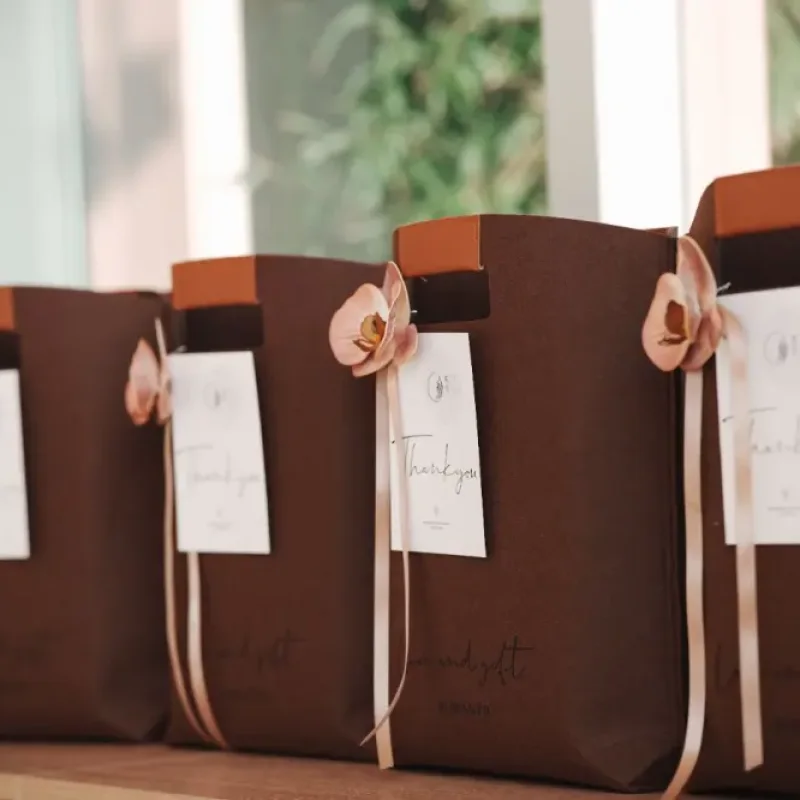 Tips Custom Hampers: Kombinasi Produk dan Kemasan Mewah