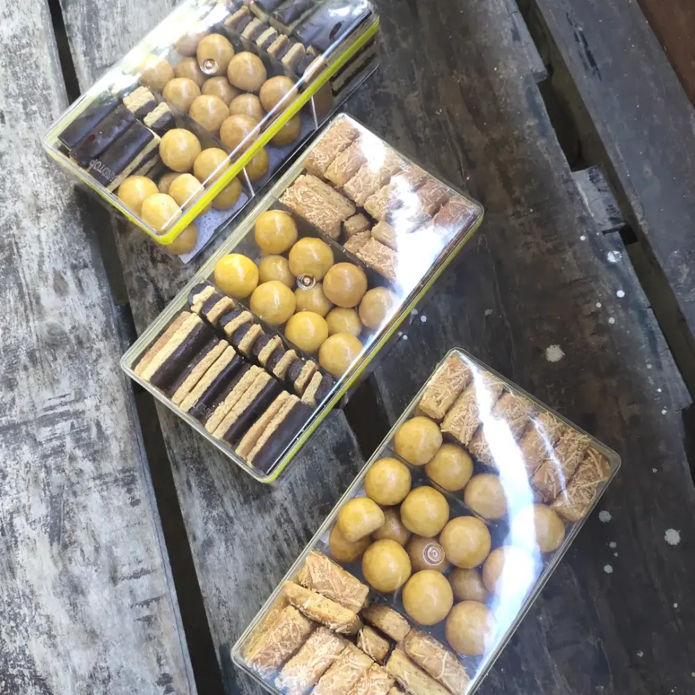 Tips Kirim Kue ke Luar Kota Agar Fresh