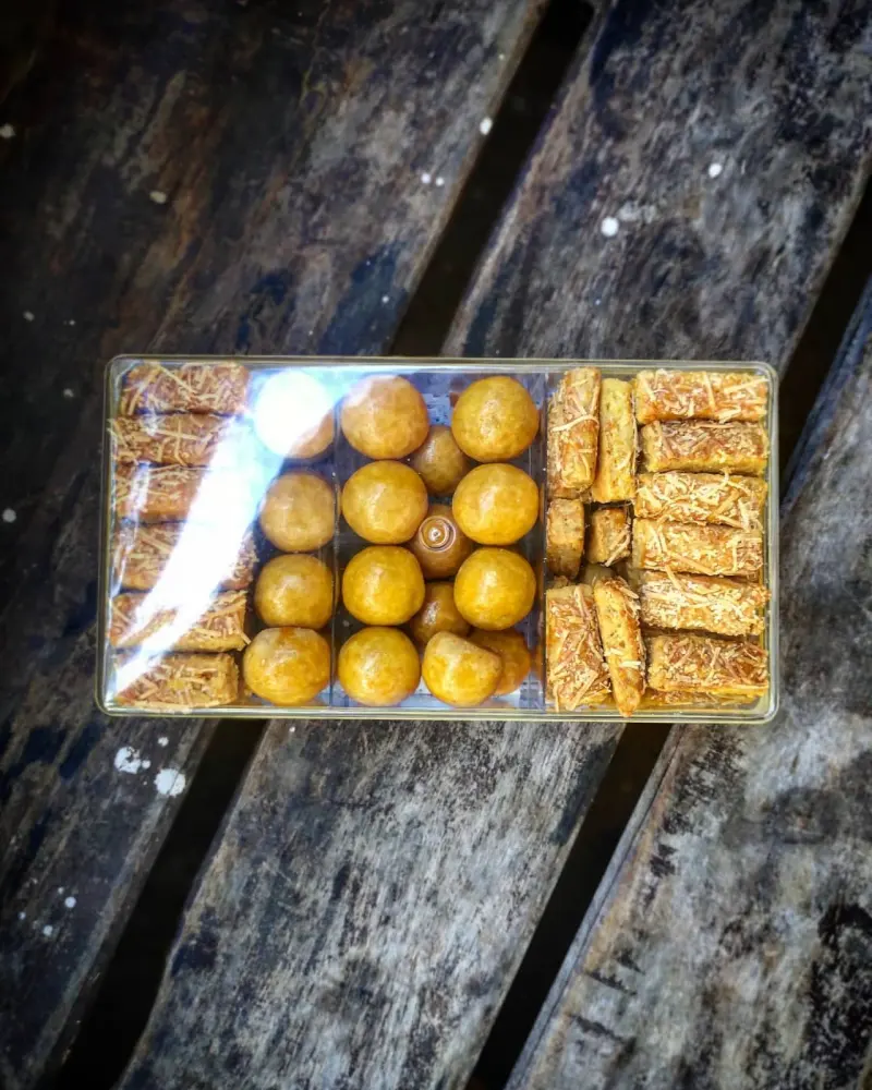 Mana Lebih Awet: Nastar Toples atau Pouch?