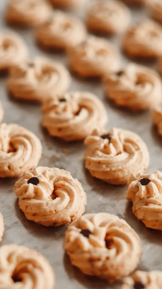 Ciri Kue Kering Homemade Asli vs Produksi Massal