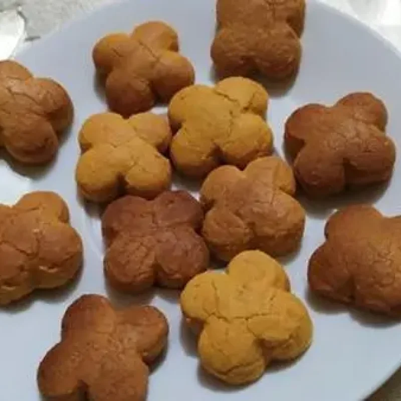 Kue Bangkit: Camilan Khas Betawi Lumer di Mulut